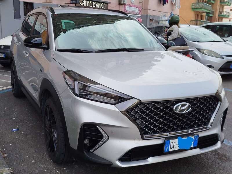 Grigio Usata 2021 Hyundai Tucson N Line SUV | 19.900 € (Ottimo prezzo) - Immagine 1/4