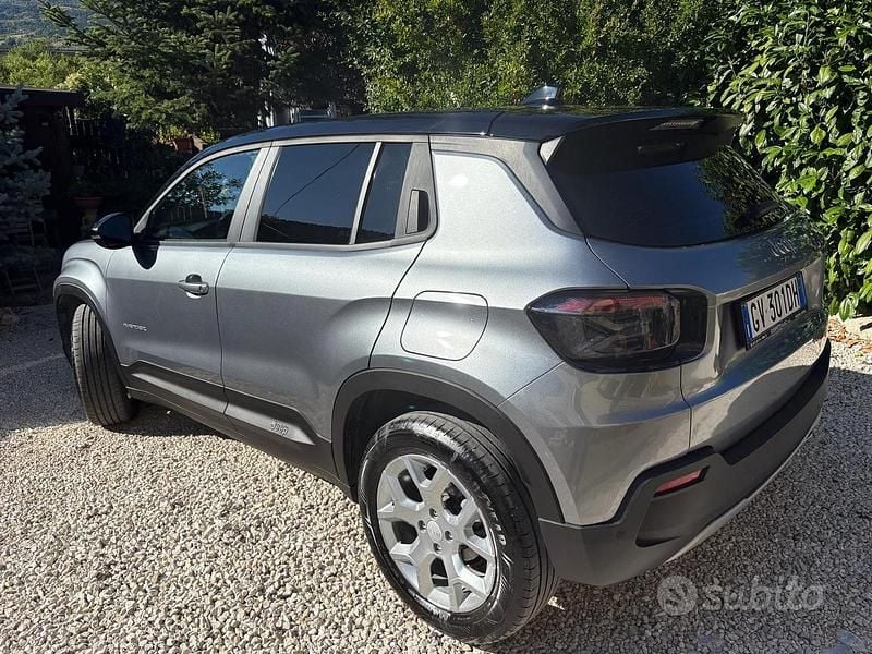 Usata Jeep Avenger Altitude 101 CV (74 kW) 2024 Grigio SUV