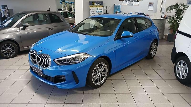 Usata BMW 116 M Sport 109 CV (80 kW) 2023 Blu/azzurro Utilitaria