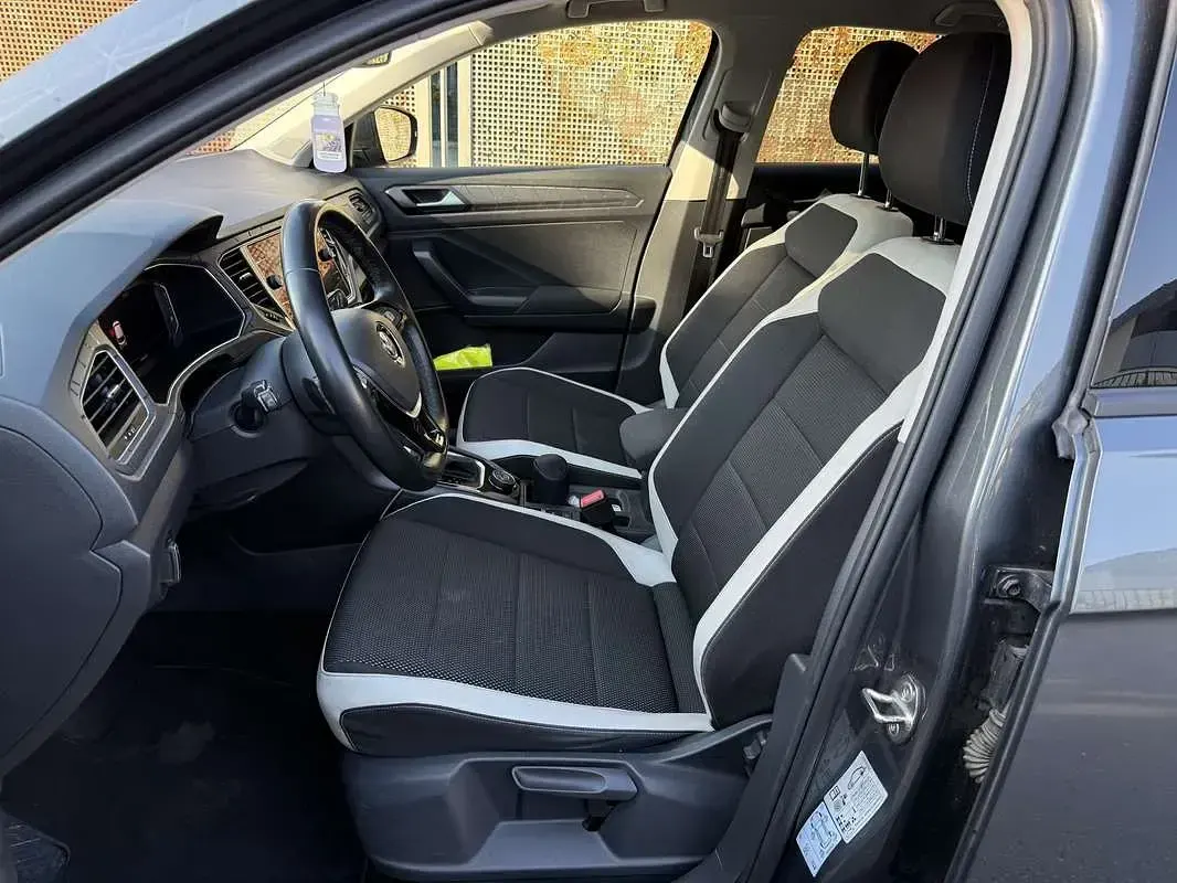 Usata VW T-Roc Edition 150 CV (110 kW) 2018 Grigio SUV