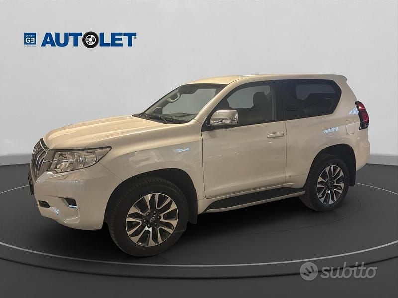 Usata Toyota Land Cruiser Lounge 204 CV (150 kW) 2022 Bianco SUV