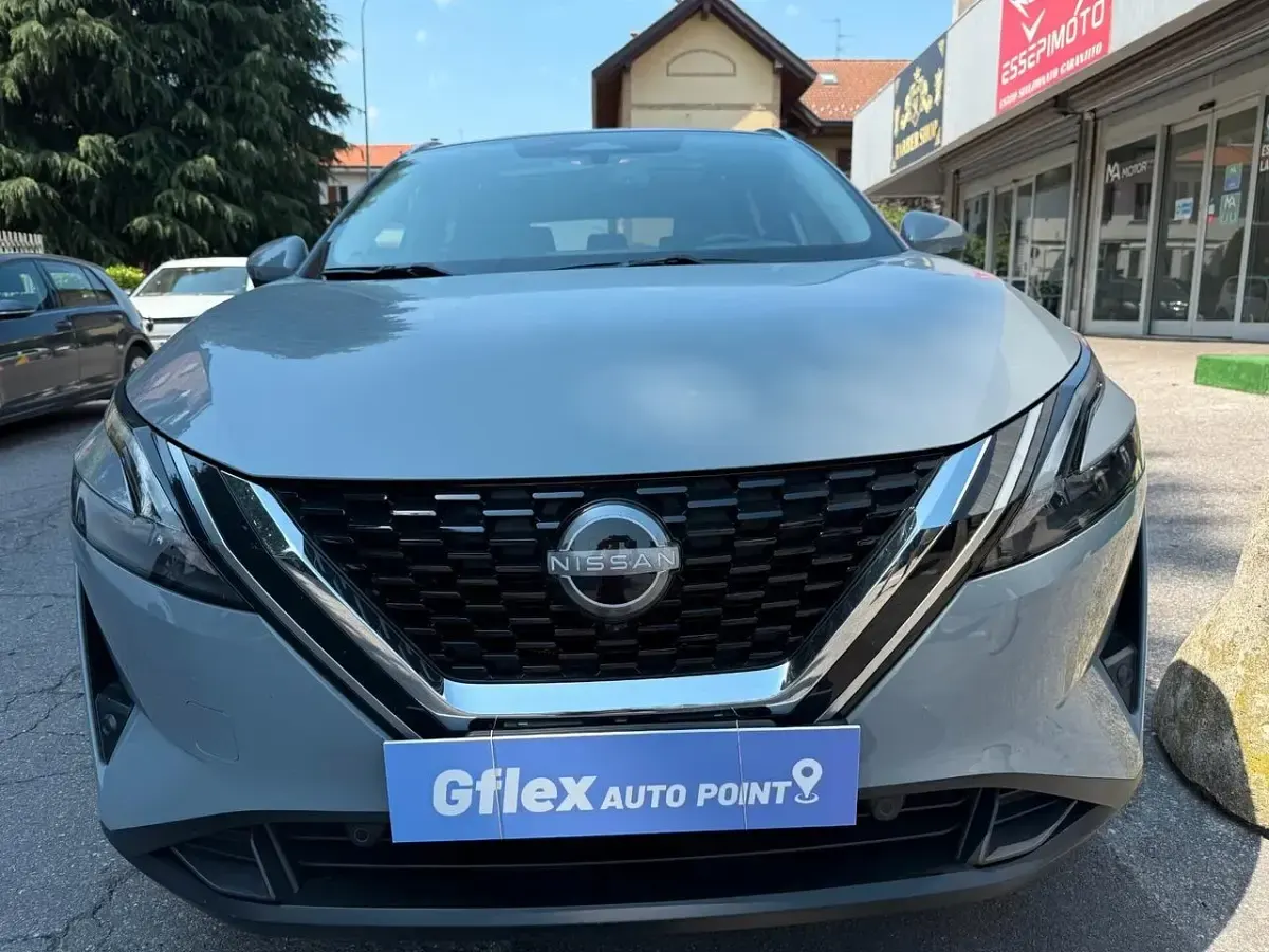 Usata Nissan Qashqai N-Connecta 140 CV (102 kW) 2022 Grigio SUV