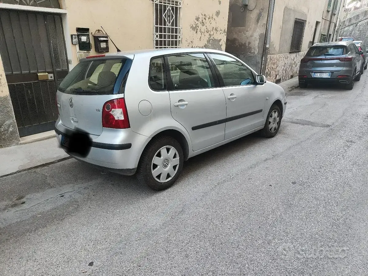 Usata VW Polo 64 CV (47 kW) 2002 Grigio Berlina