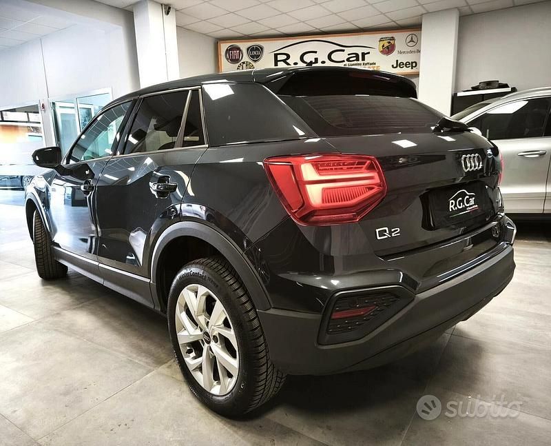 Usata Audi Q2 Admired 150 CV (110 kW) 2021 Grigio SUV