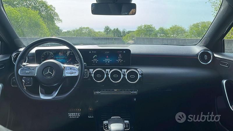 Usata Mercedes A180 2019 Grigio Berlina