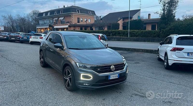 Usata VW T-Roc R-line 2020 Grigio SUV