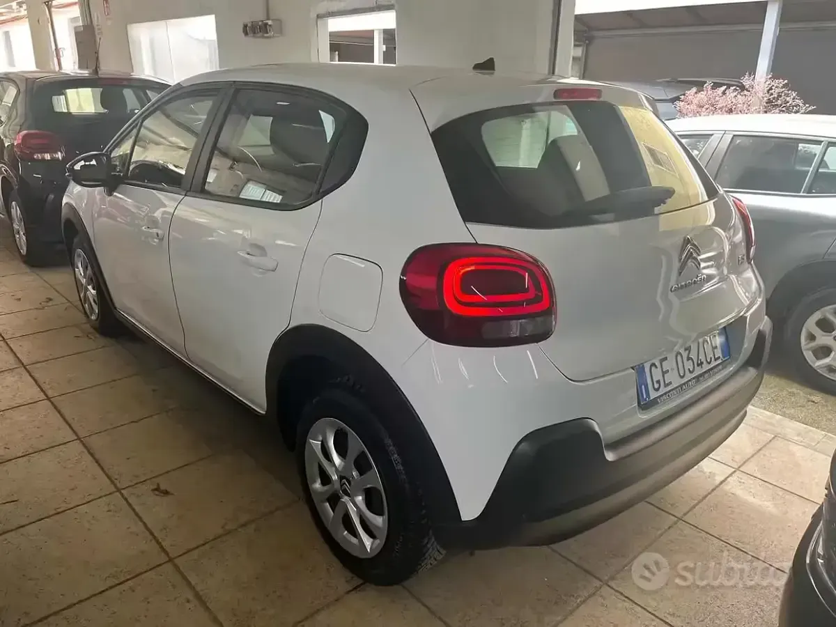 Usata Citroën C3 102 CV (75 kW) 2021 Vari colori Utilitaria