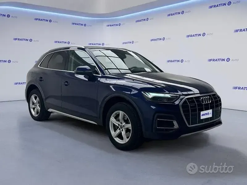 Usata Audi Q5 Business 204 CV (150 kW) 2021 Blu SUV