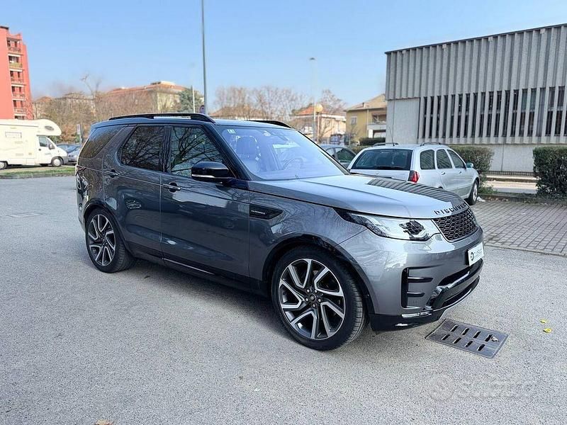 Usata Land Rover Discovery 5 HSE Luxury 306 CV (225 kW) 2019 Grigio SUV