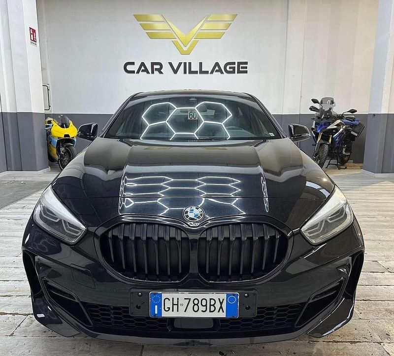 Usata BMW 116 M Sport 116 CV (85 kW) 2021 Nero Utilitaria