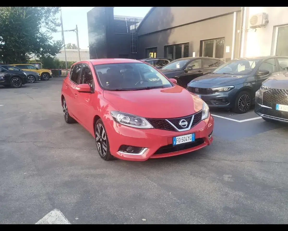 Usata Nissan Pulsar Tekna 190 CV (139 kW) 2016 Rosso Utilitaria