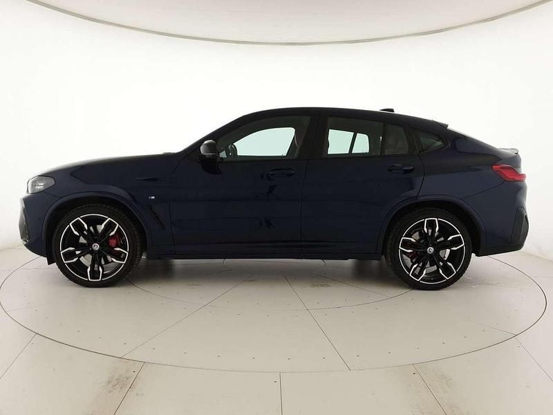 Usata BMW X4 M Sport 360 CV (264 kW) 2023 Bleu metallizzato scuro SUV