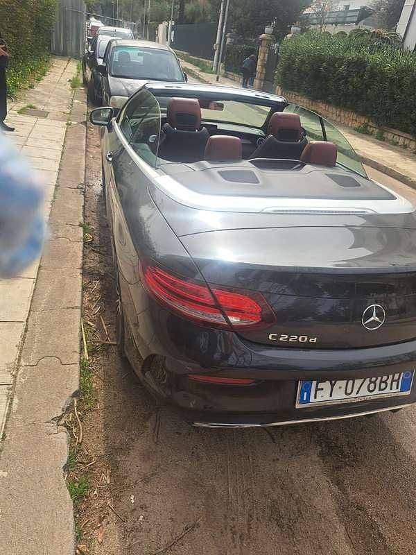 Usata Mercedes C220 Premium 194 CV (142 kW) 2019 Nero Cabrio