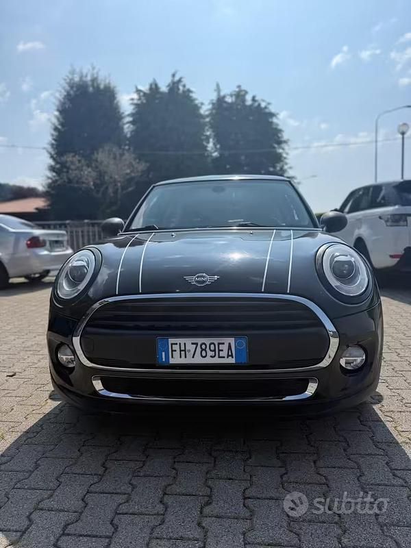 Usata Mini One D Hype 95 CV (69 kW) 2017 Nero Utilitaria
