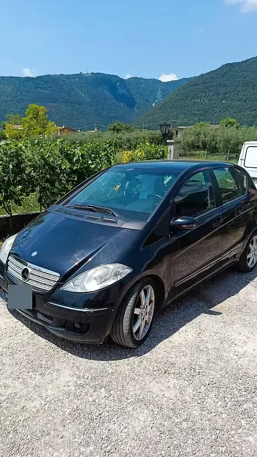 Usata Mercedes A180 109 CV (80 kW) 2006 Nero Berlina
