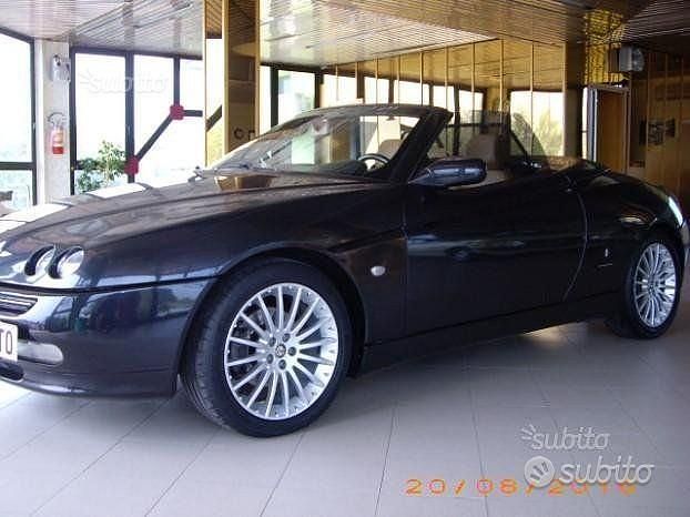 Usata Alfa Romeo GTV 150 CV (110 kW) 1997 Nero Coupé