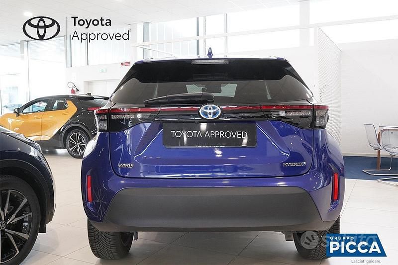 Usata Toyota Yaris Cross Trend 116 CV (85 kW) 2022 Blu SUV