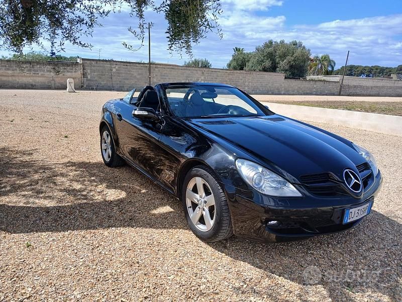Usata Mercedes SLK200 2007 Nero Cabrio