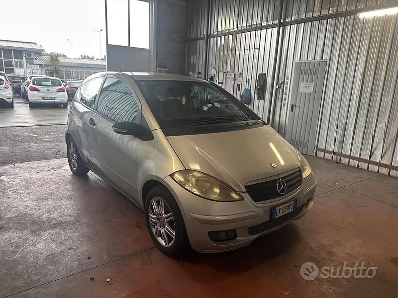 Usata Mercedes A150 Elegance 95 CV (69 kW) 2006 Grigio Berlina