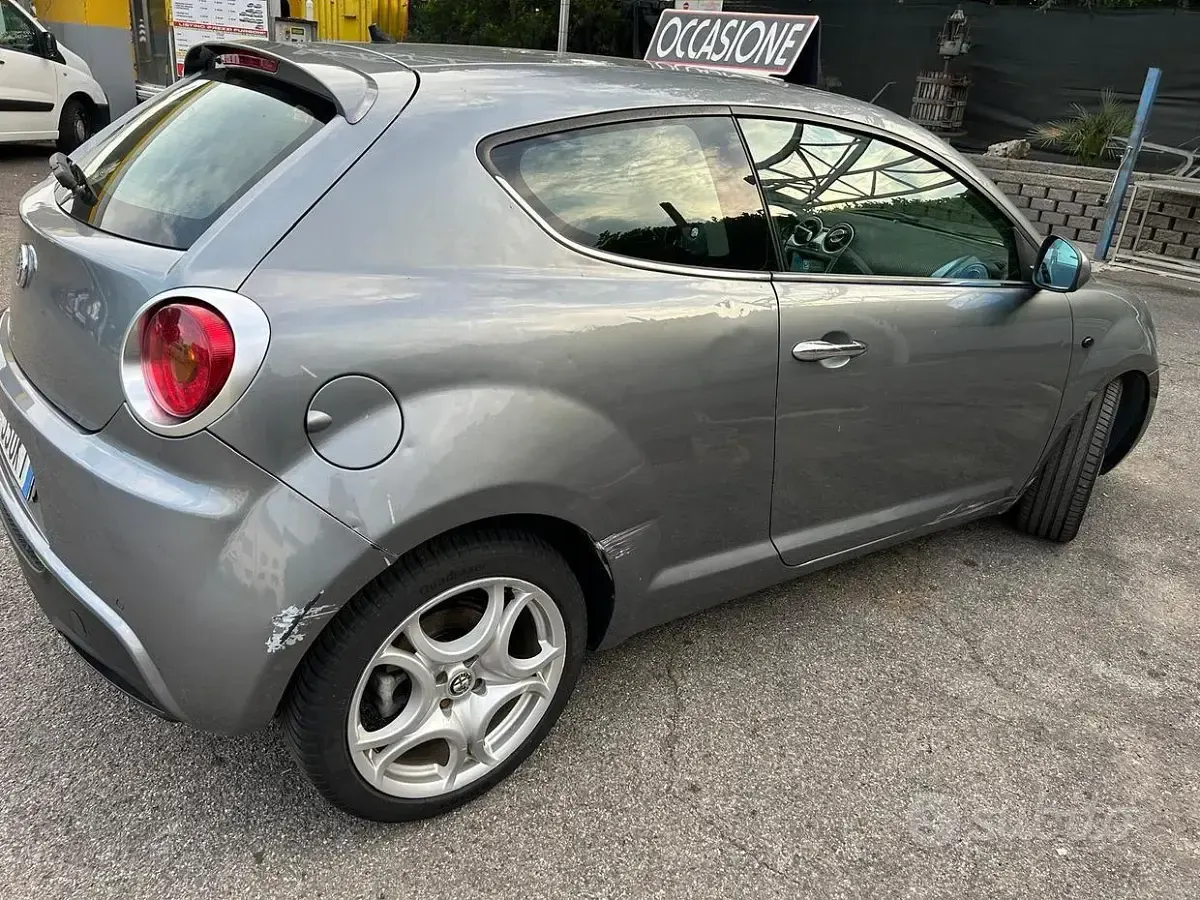Usata Alfa Romeo MiTo 95 CV (69 kW) 2010 Grigio Utilitaria