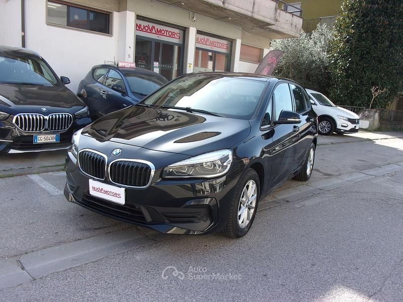 Usata BMW 216 Active Tourer 116 CV (85 kW) 2021 Nero Monovolume