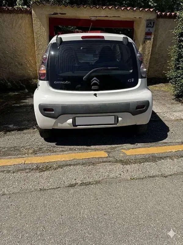 Usata Citroën C1 Attraction 68 CV (50 kW) 2013 Utilitaria
