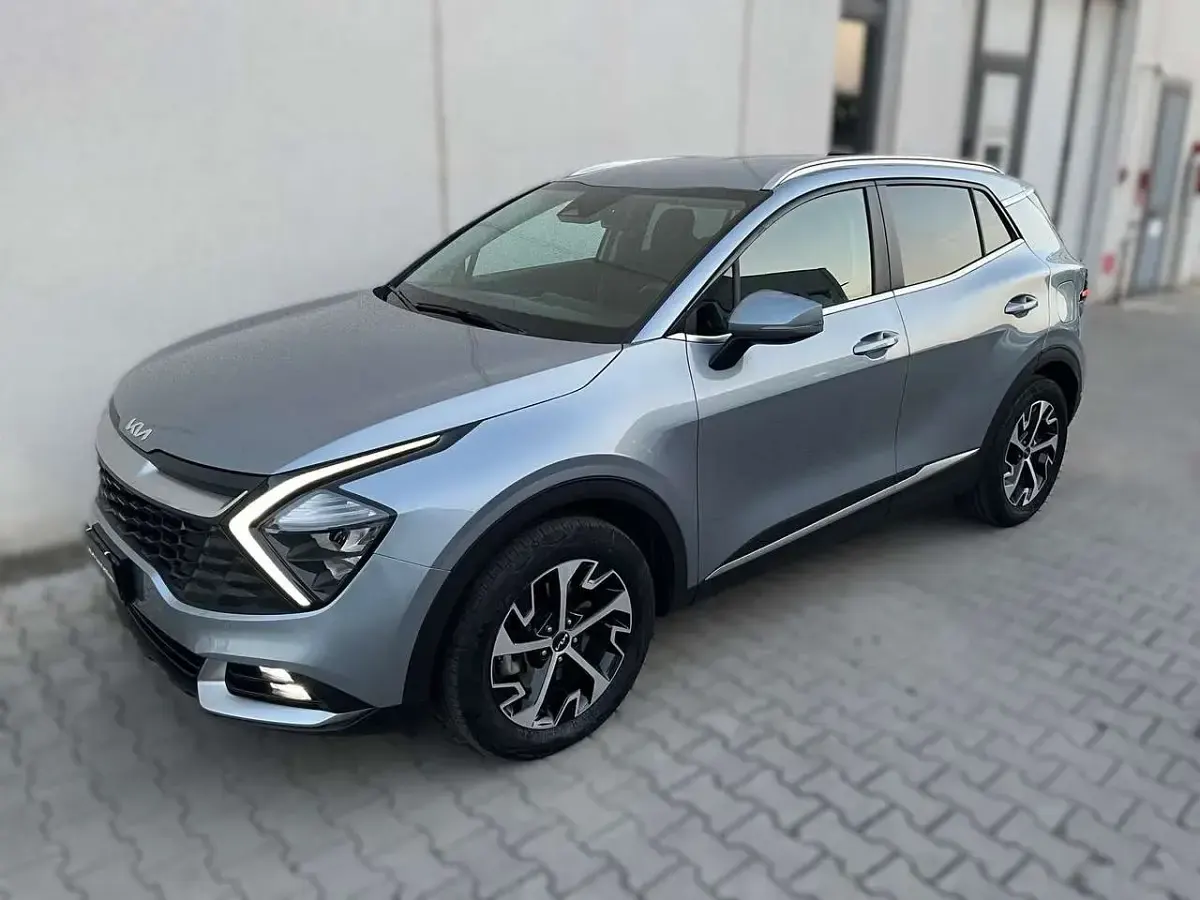 Usata Kia Sportage Style 230 CV (169 kW) 2023 Grigio SUV