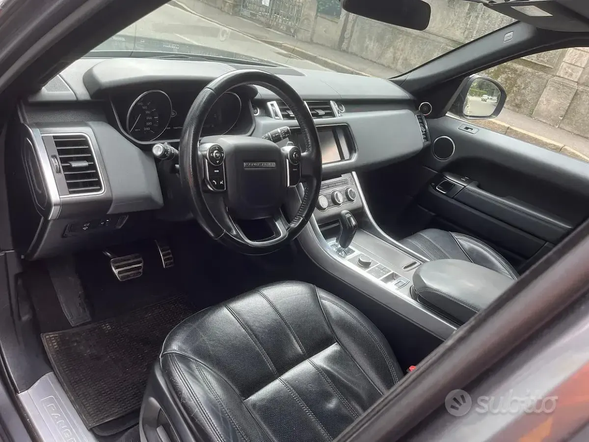 Usata Land Rover Range Rover HSE Dynamic 249 CV (183 kW) 2013 Grigio SUV
