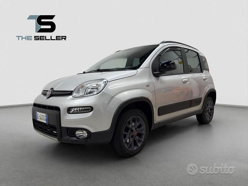Usata Fiat Panda 4x4 S 95 CV (69 kW) 2017 Grigio Utilitaria