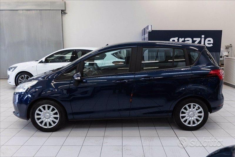 Usata Ford B-MAX 101 CV (74 kW) 2013 Blu Monovolume