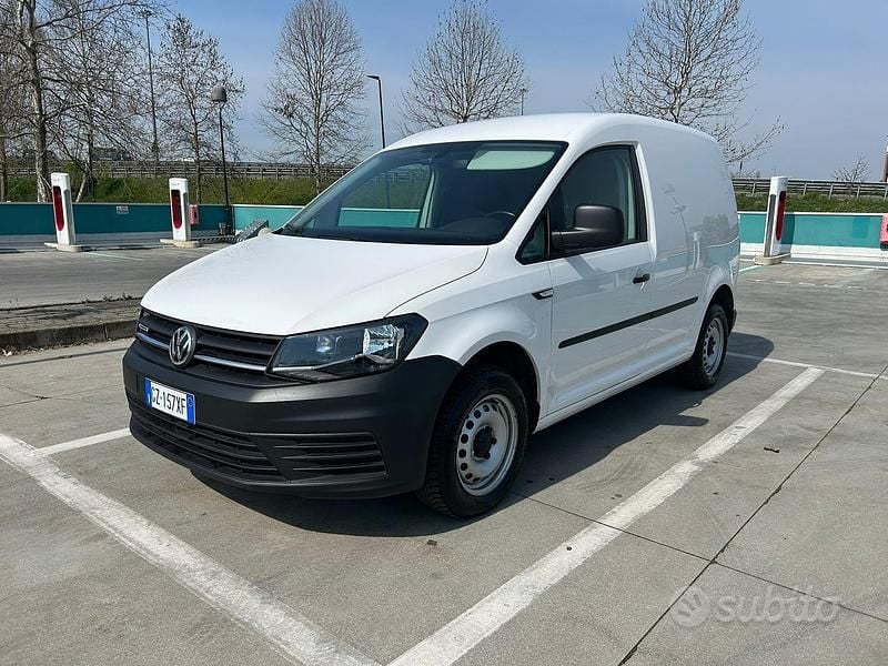 Usata VW Caddy 110 CV (80 kW) 2025 Bianco Monovolume