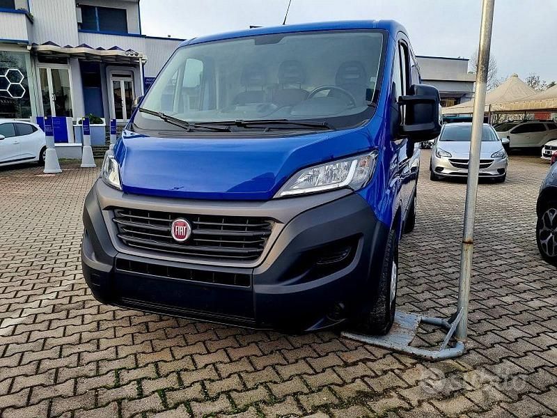 Usata Fiat Ducato 120 CV (88 kW) 2020 Blu Furgone
