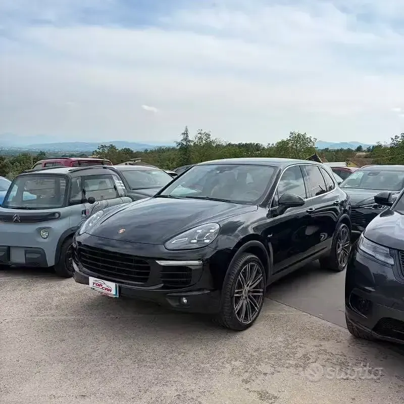 Usata Porsche Cayenne 250 CV (183 kW) 2016 Nero SUV