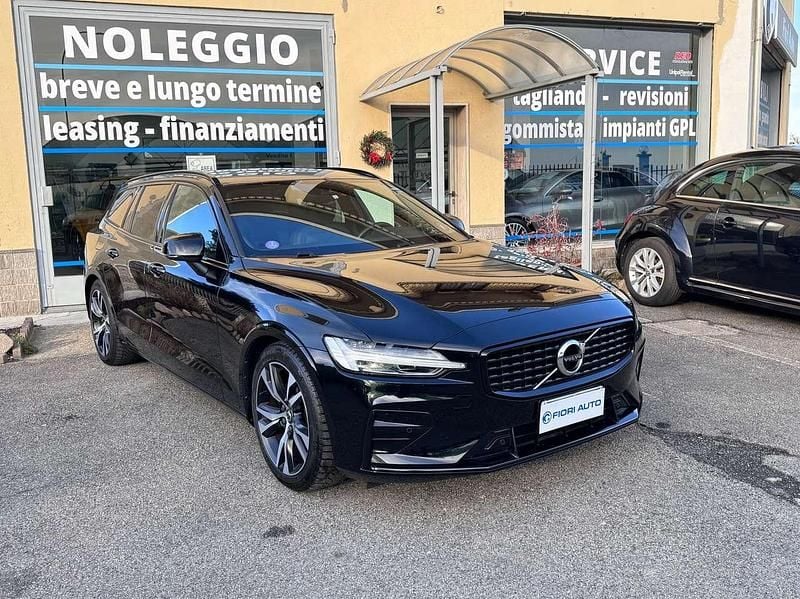 Nero Usata 2021 Volvo V60 R-Design Station wagon | 23.900 € (Super prezzo) - Immagine 1/4