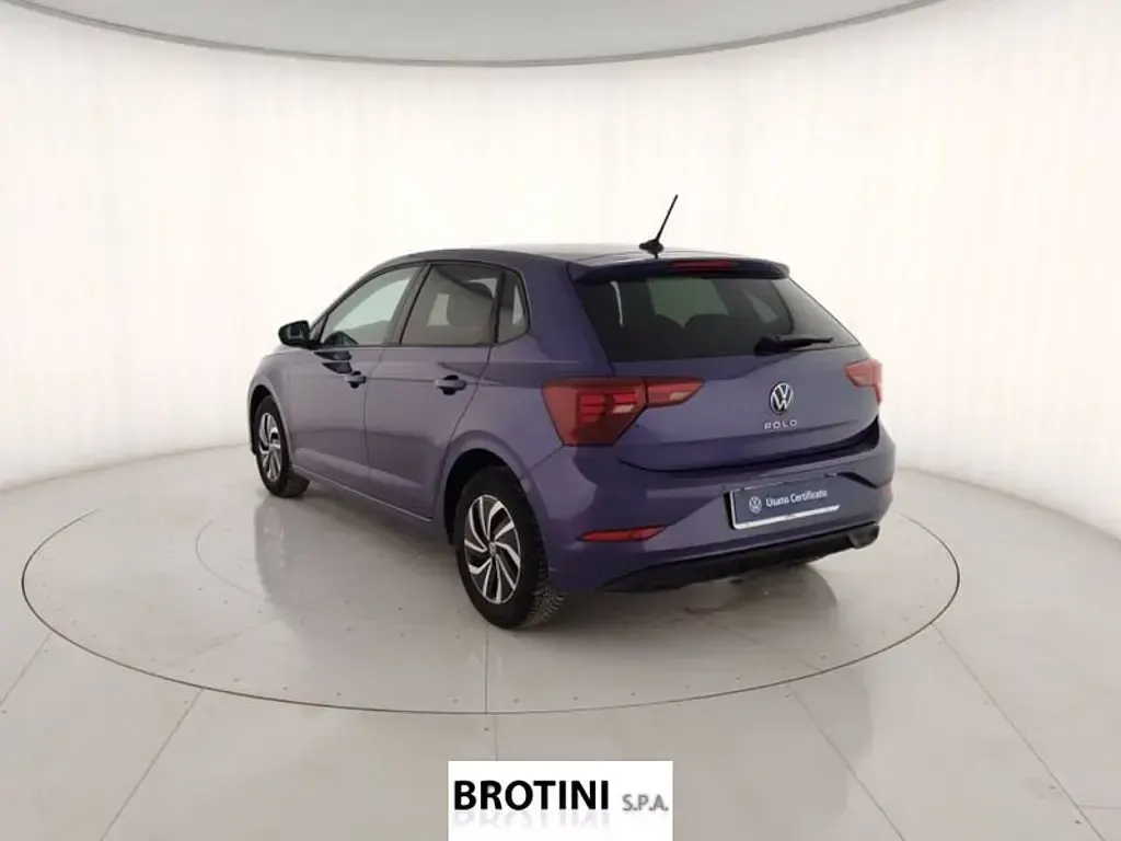 Usata VW Polo Life 95 CV (69 kW) 2022 Blu/azzurro Utilitaria