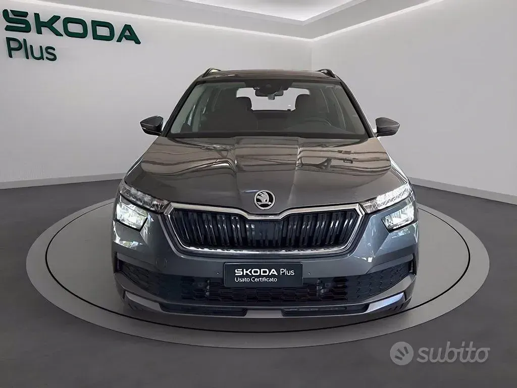 Usata Skoda Kamiq Style 95 CV (69 kW) 2023 Grigio graphite metalizzato SUV