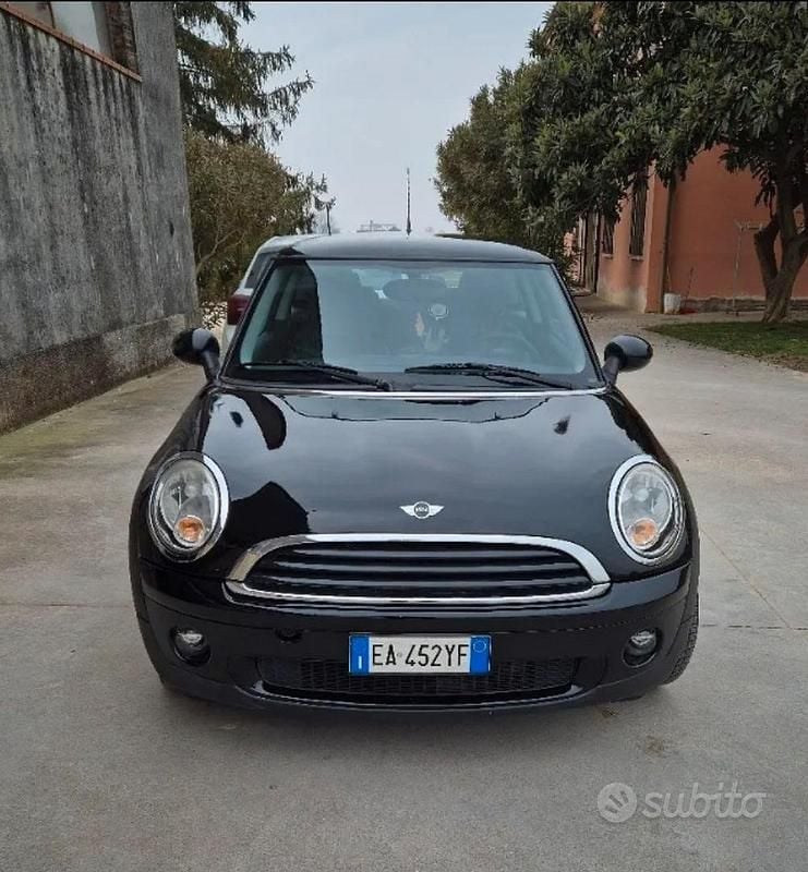 Usata Mini ONE 75 CV (55 kW) 2010 Utilitaria