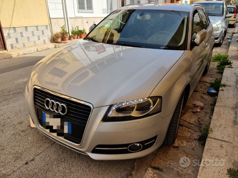 Usata Audi A3 Comfort 105 CV (77 kW) 2012 Grigio Berlina
