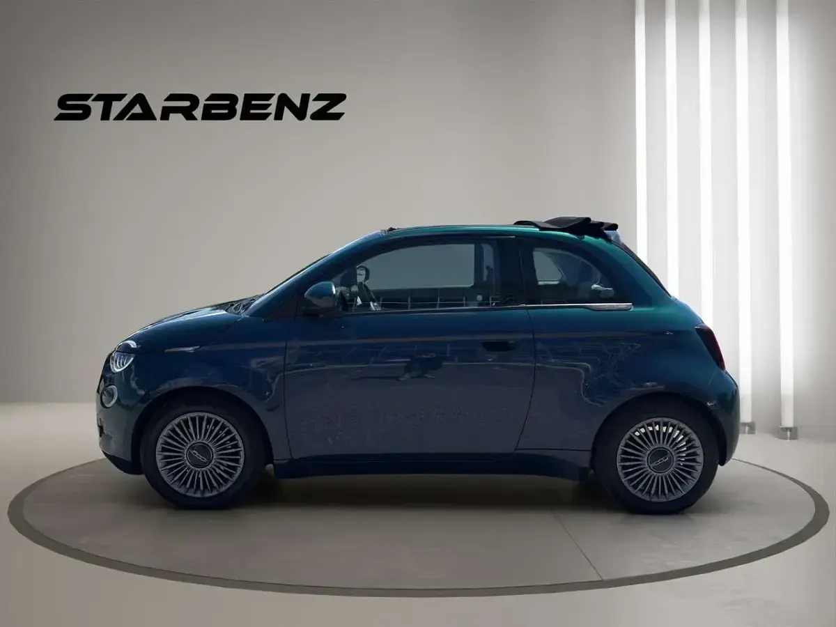 Gebraucht Fiat 500e Icon 42 kW (58 PS) 2022 Blau Cabrio