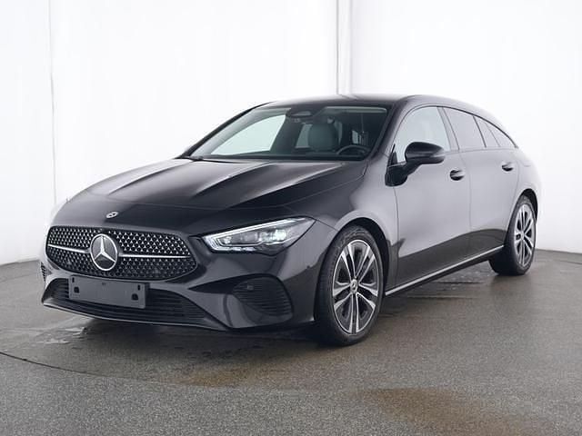 Nero / black Usata 2024 Mercedes CLA180 Shooting Brake Advanced Station wagon | 34.600 € (Buon prezzo) - Immagine 1/4