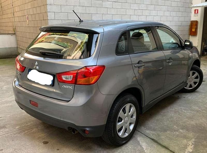 Usata Mitsubishi ASX Inform 117 CV (86 kW) 2014 Grigio SUV