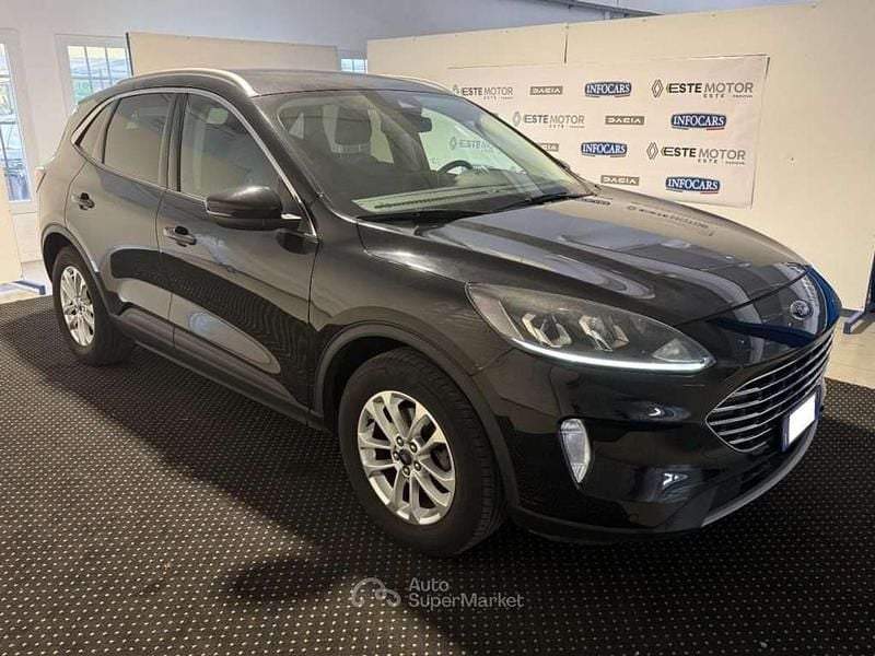 Usado Ford Kuga Business Edition 120 CV (88 kW) 2021 SUV
