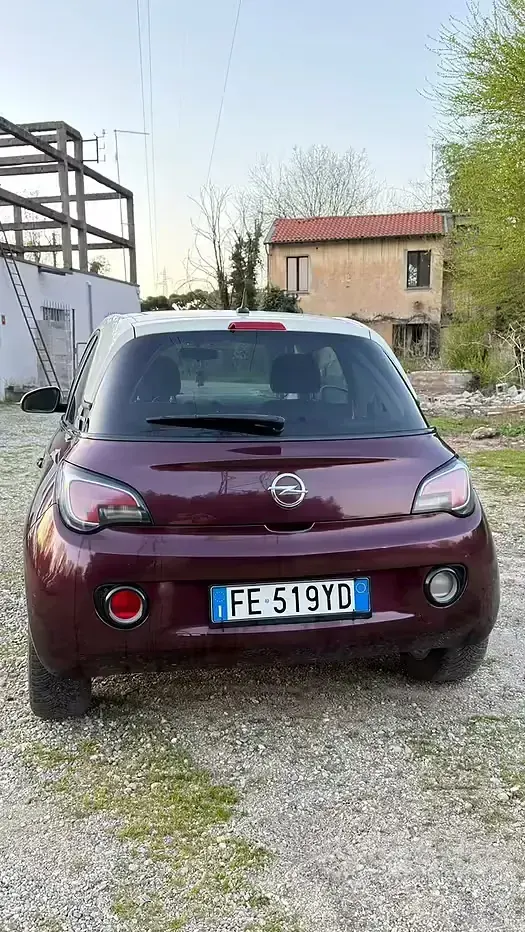Usata Opel Adam 87 CV (63 kW) 2016 Utilitaria