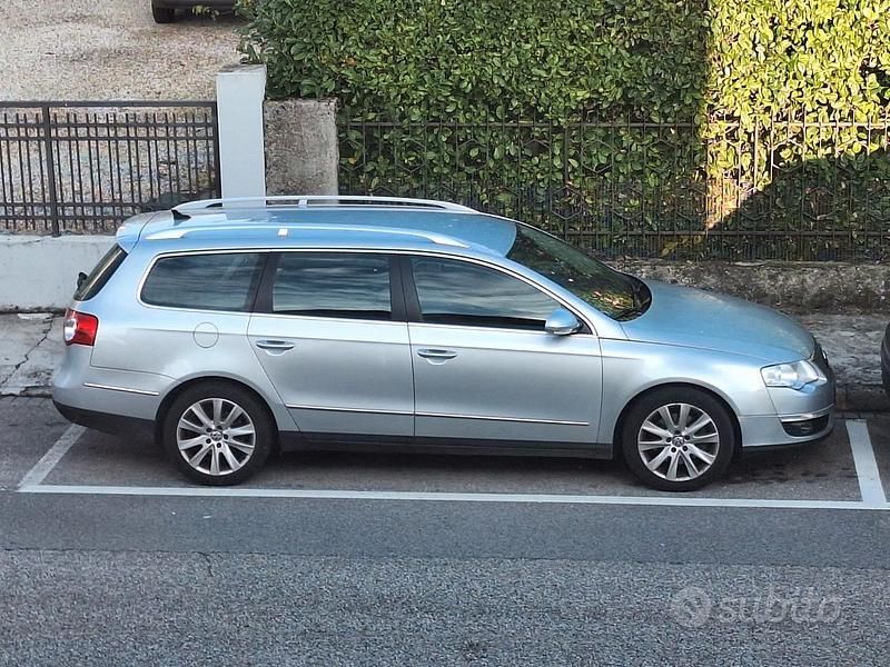 Usata VW Passat Comfortline 150 CV (110 kW) 2010 Grigio Station wagon