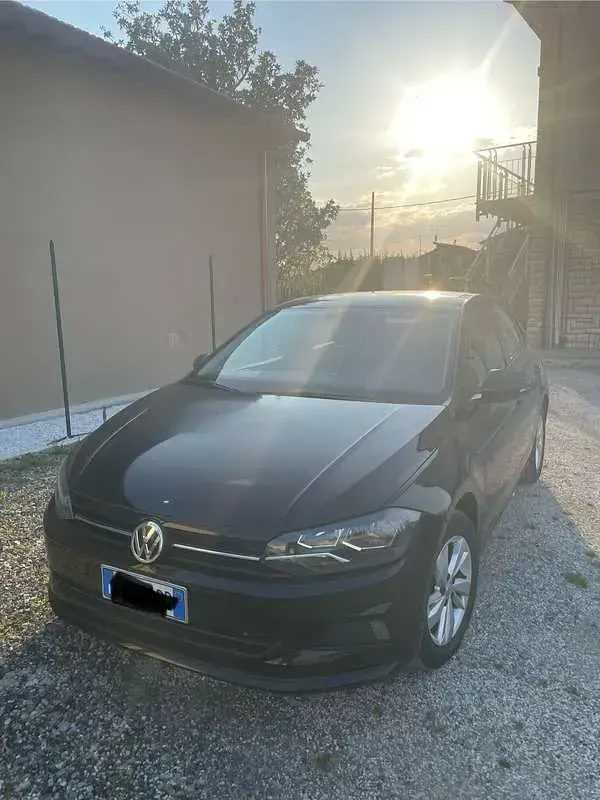 Usata VW Polo Comfortline 95 CV (69 kW) 2018 Utilitaria