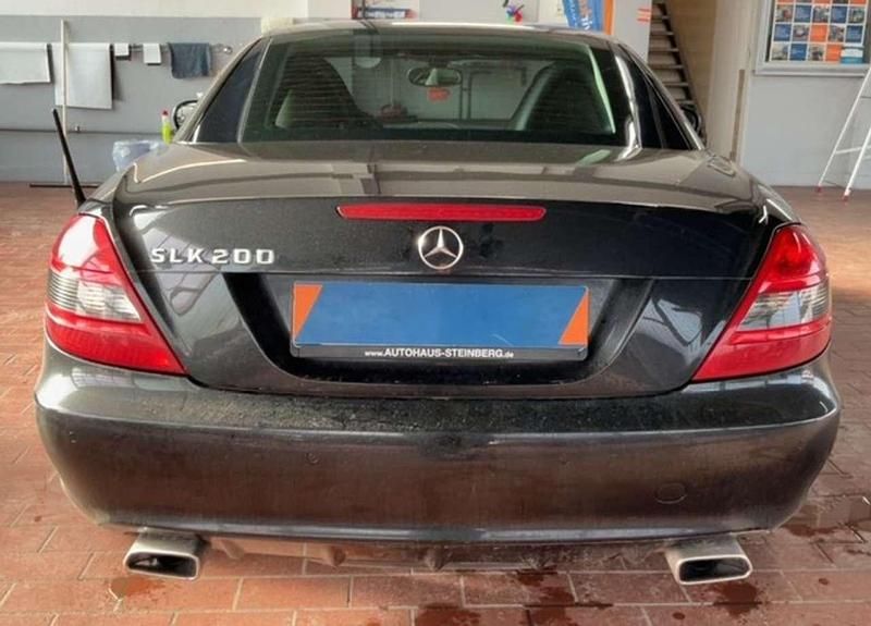 Usata Mercedes SLK200 184 CV (135 kW) 2010 Nero Cabrio