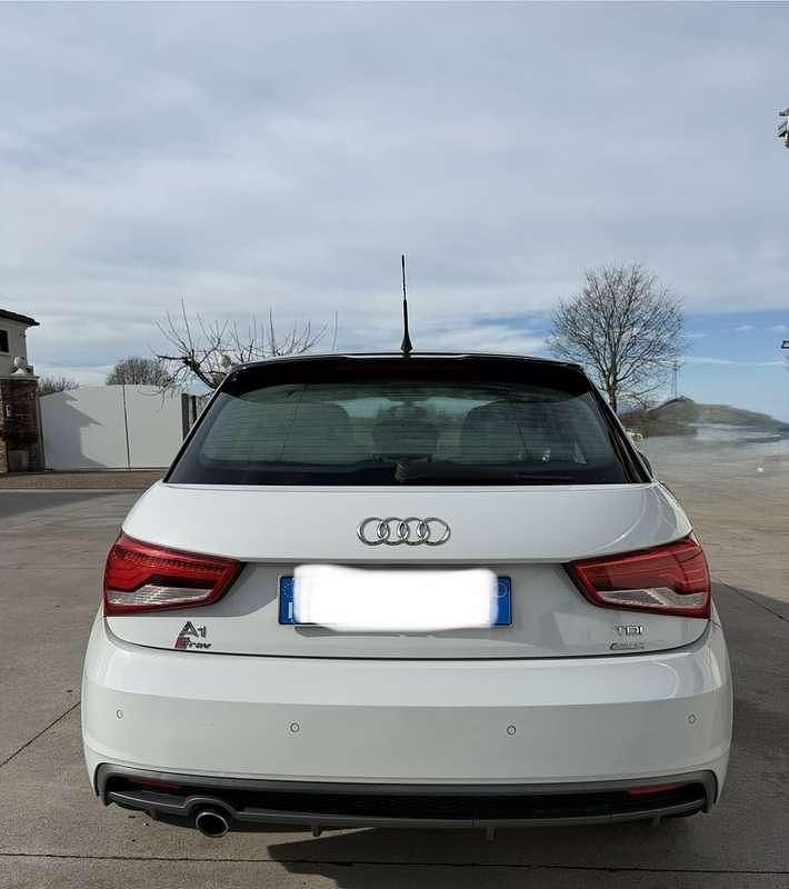 Usata Audi A1 Sportback Design 90 CV (66 kW) 2017 Utilitaria