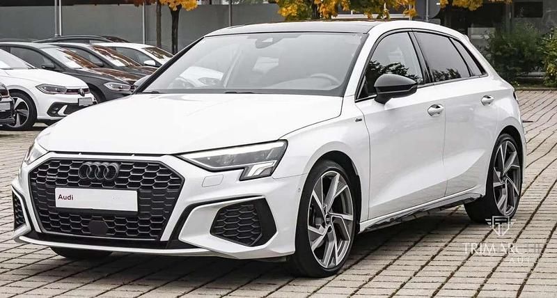 Bianco Usata 2023 Audi A3 S-Line Tre volumi | 31.900 € (Molto cara) - Immagine 1/4