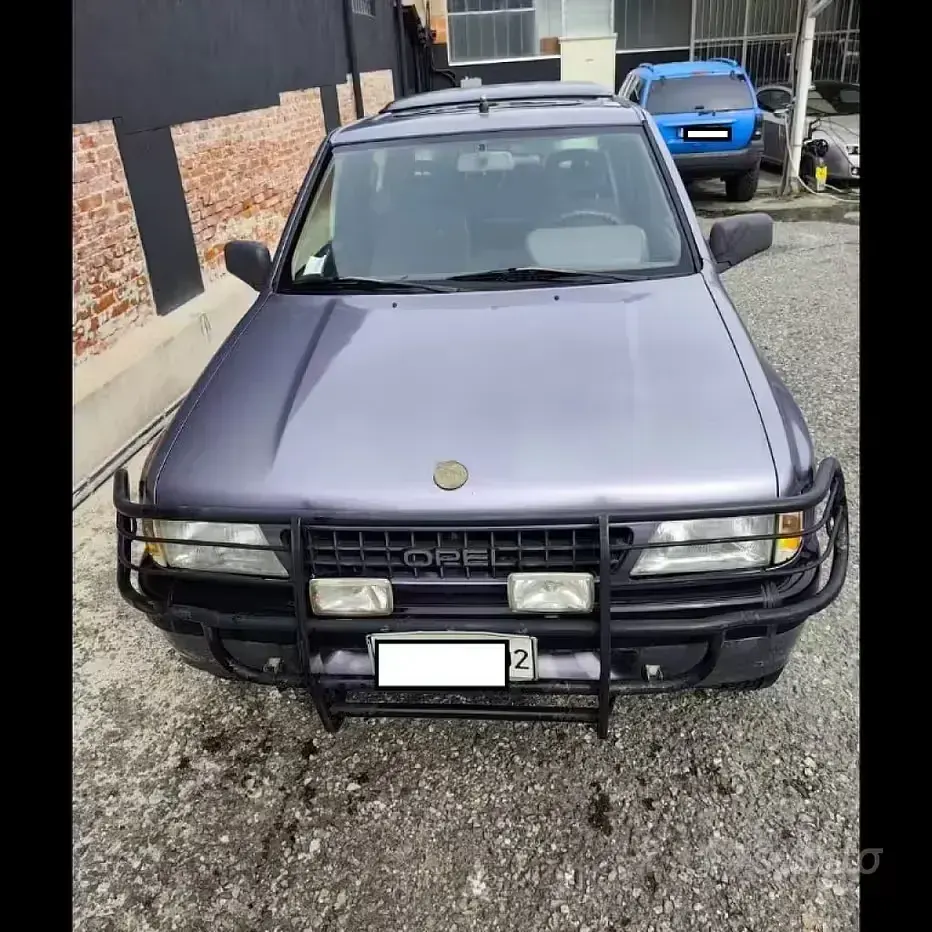 Usata Opel Frontera Sport 116 CV (85 kW) 1993 Blu SUV