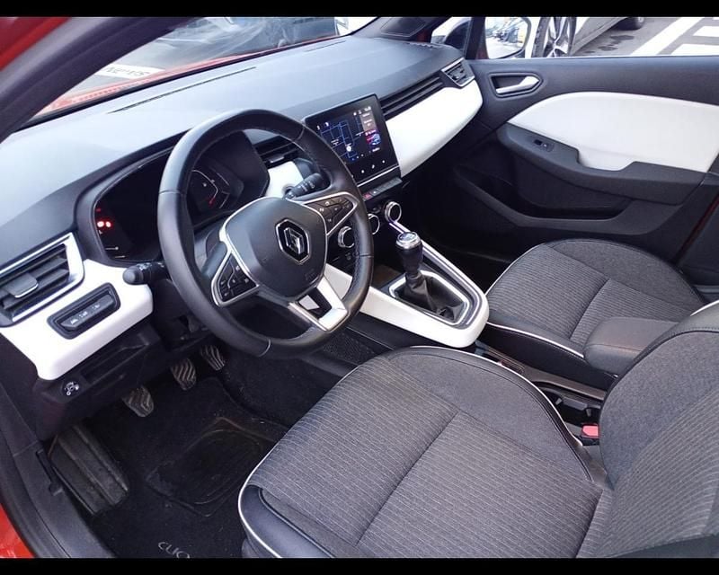 Usata Renault Clio V Intens 100 CV (73 kW) 2023 Blu